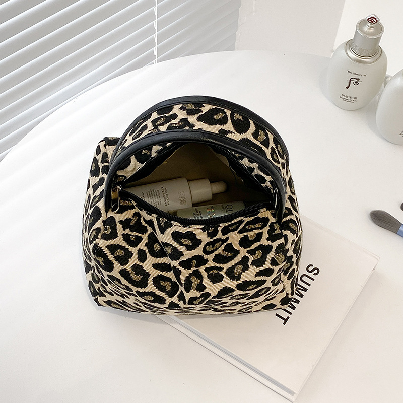 Tas Makeup macan tutul, kantun - Luxury Skincare & Spa ulasan dan harga